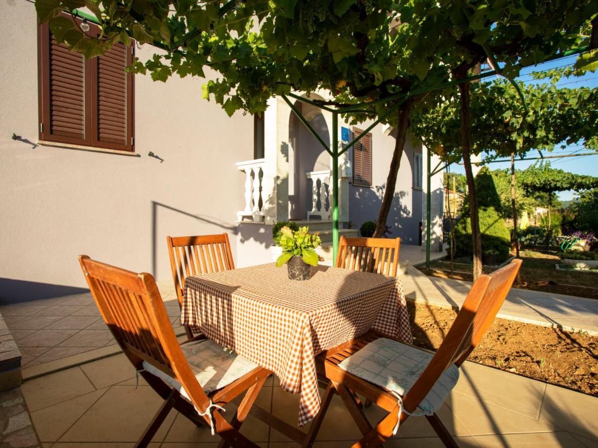 Apartment Olivia By Interhome Pićan Exteriér fotografie