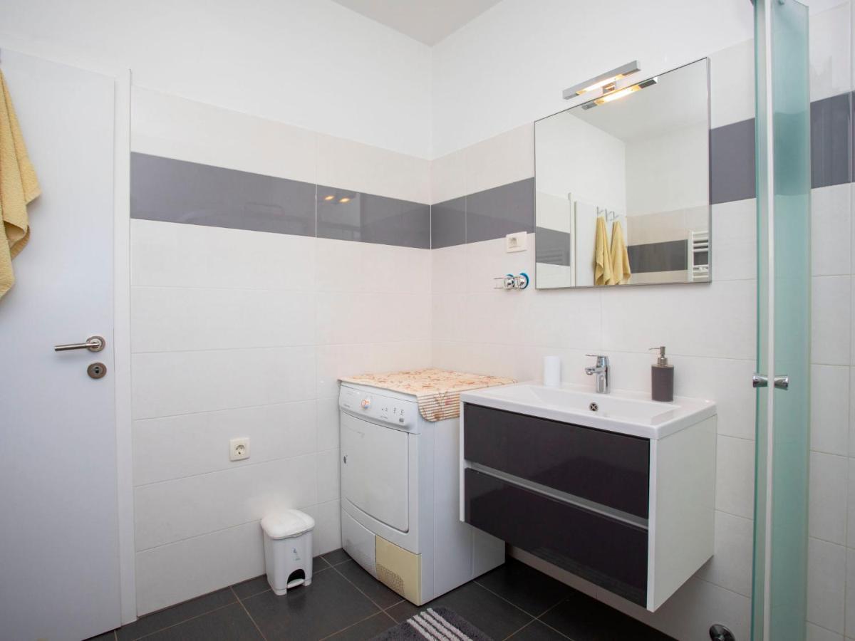 Apartment Olivia By Interhome Pićan Exteriér fotografie